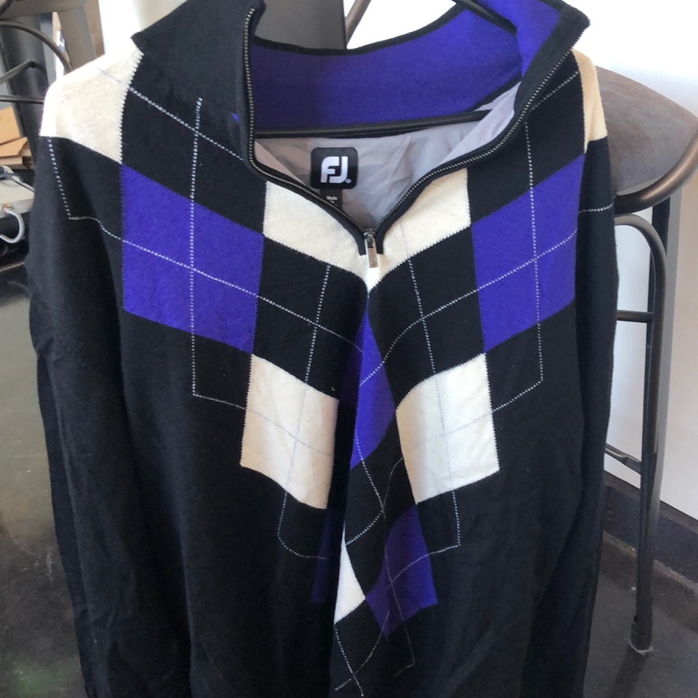 Men’s FootJoy golf quarter zip pullover. XL.